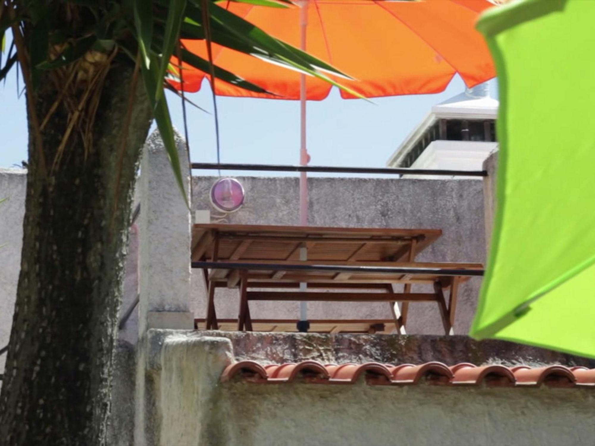 Casa Da Tauria Hotel Atouguia Da Baleia Luaran gambar