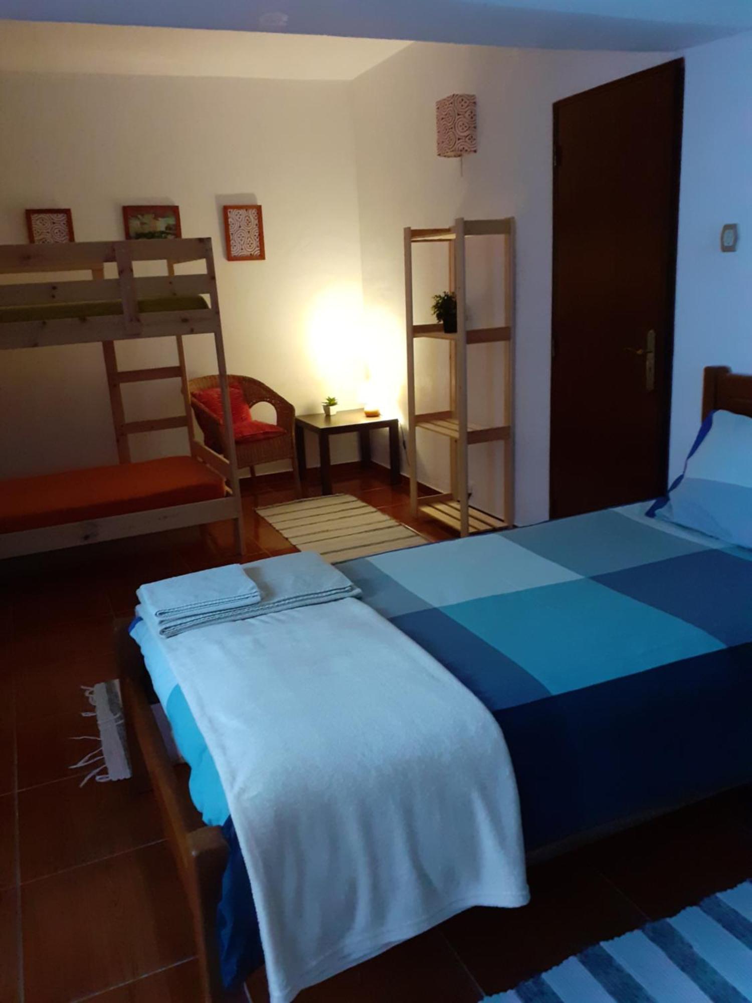 Casa Da Tauria Hotel Atouguia Da Baleia Luaran gambar